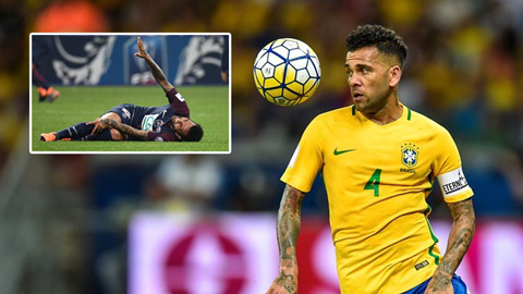 Lý do thiếu vắng Alves là tổn thất lớn đối với ĐT Brazil