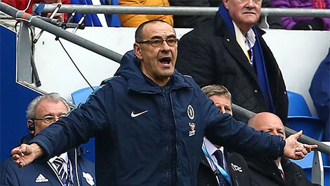 Giành chiến thắng, Sarri mạnh miệng khi CĐV đòi Chelsea đổi thuyền trưởng