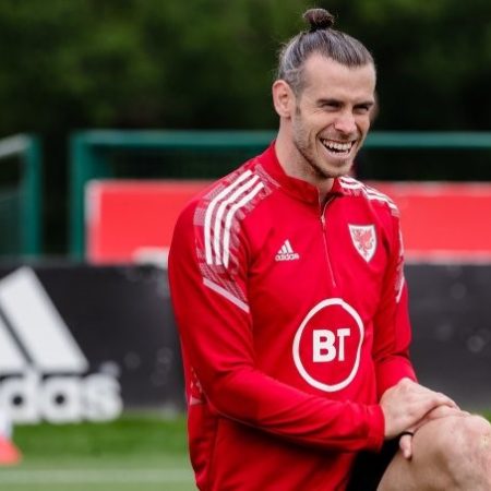 Bale sẽ ra sao khi phải nhận cảnh báo không được dự World Cup